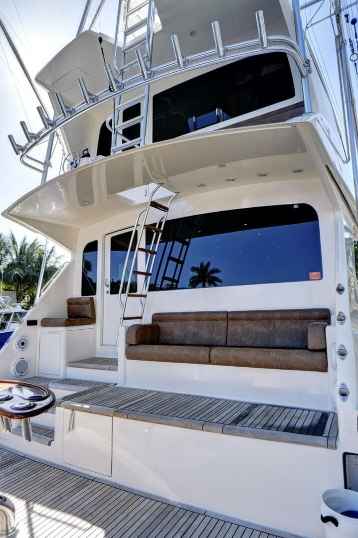 2008 Viking 74 Enclosed Bridge — photo 20