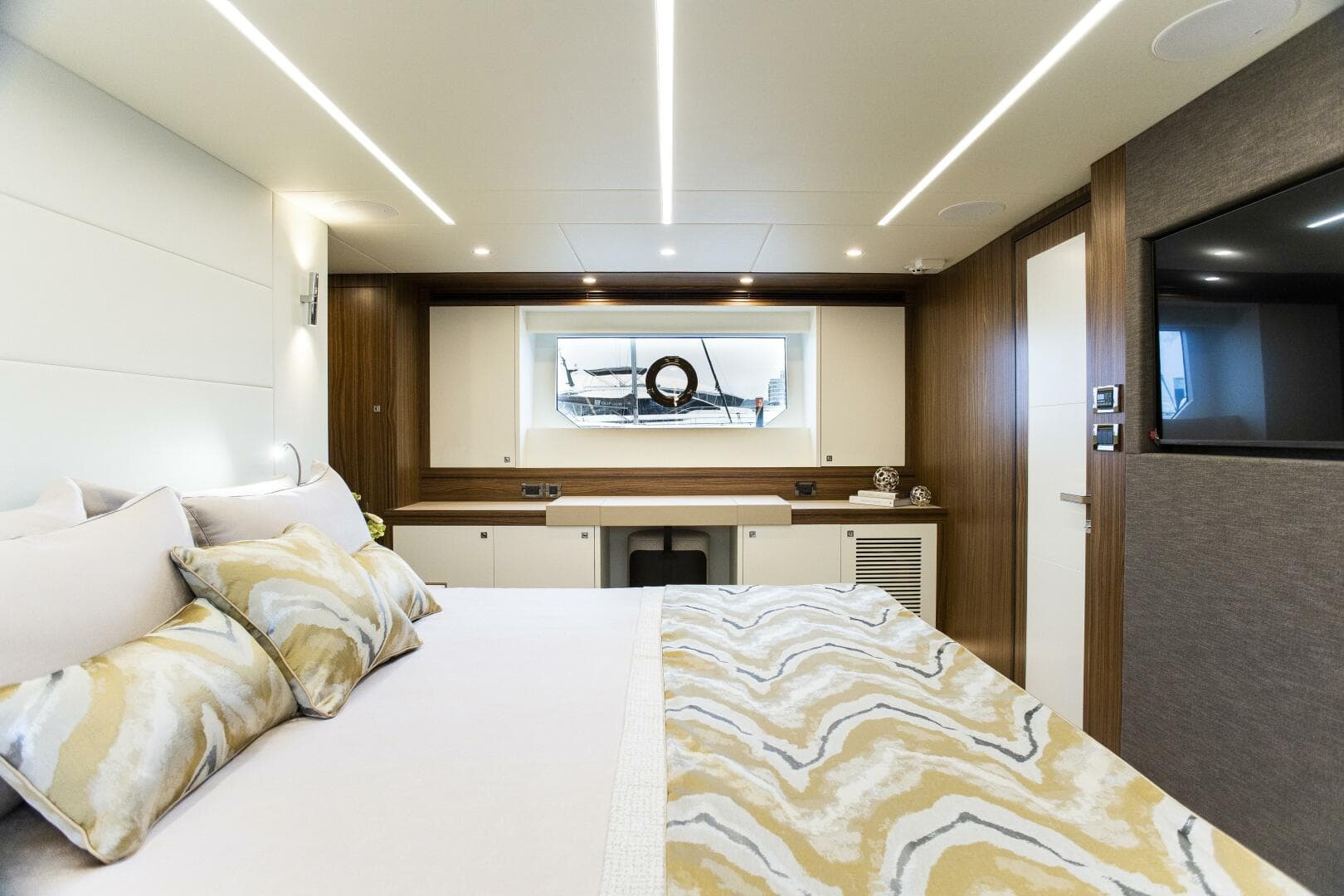 2026 Johnson Skylounge — photo 13