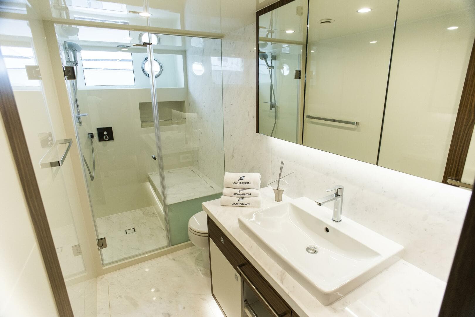 2026 Johnson Skylounge — photo 14