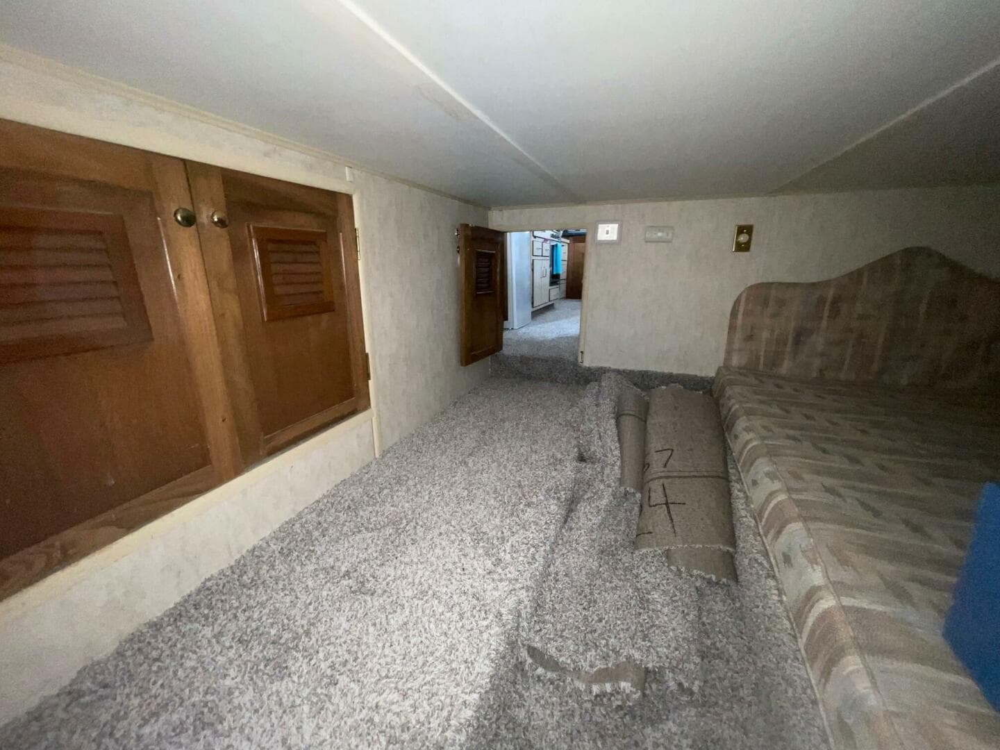 1991 Gibson 37 Standard Houseboat — photo 34