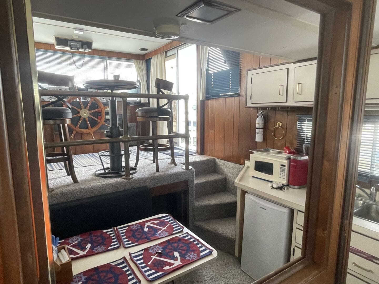 1991 Gibson 37 Standard Houseboat — photo 32