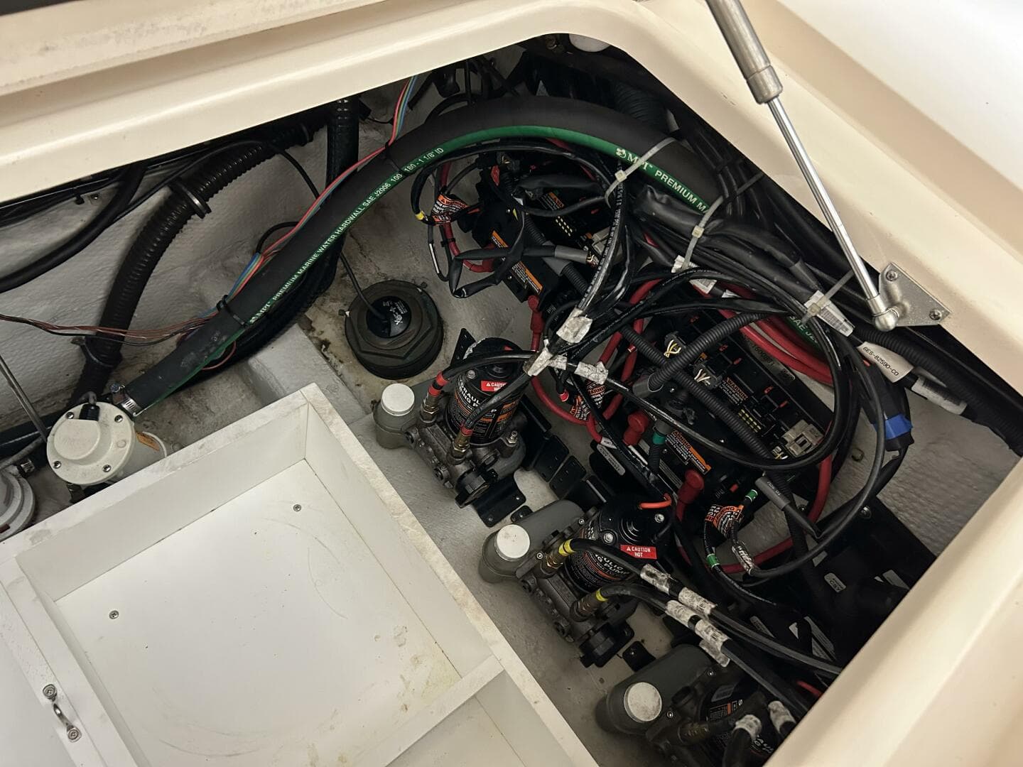 2019 Grady-White — photo 12