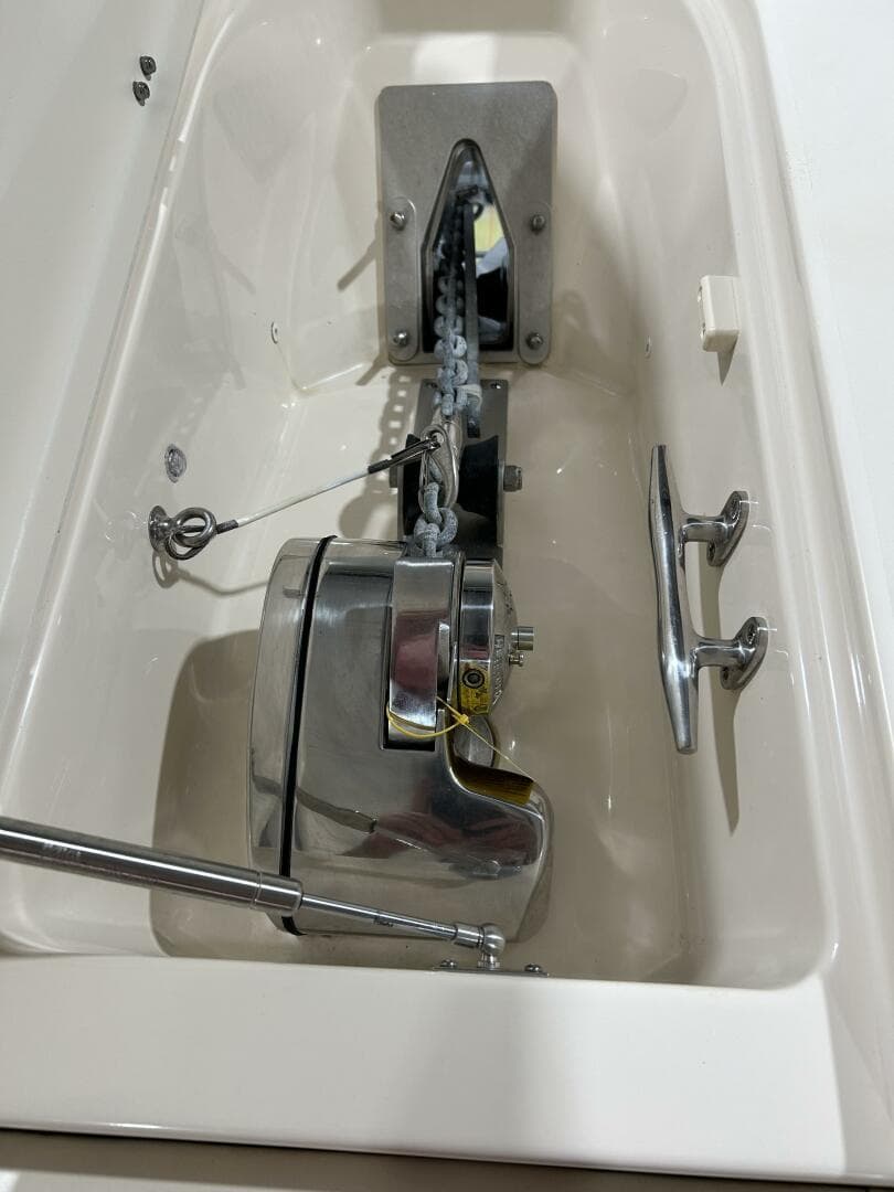 2019 Grady-White — photo 10