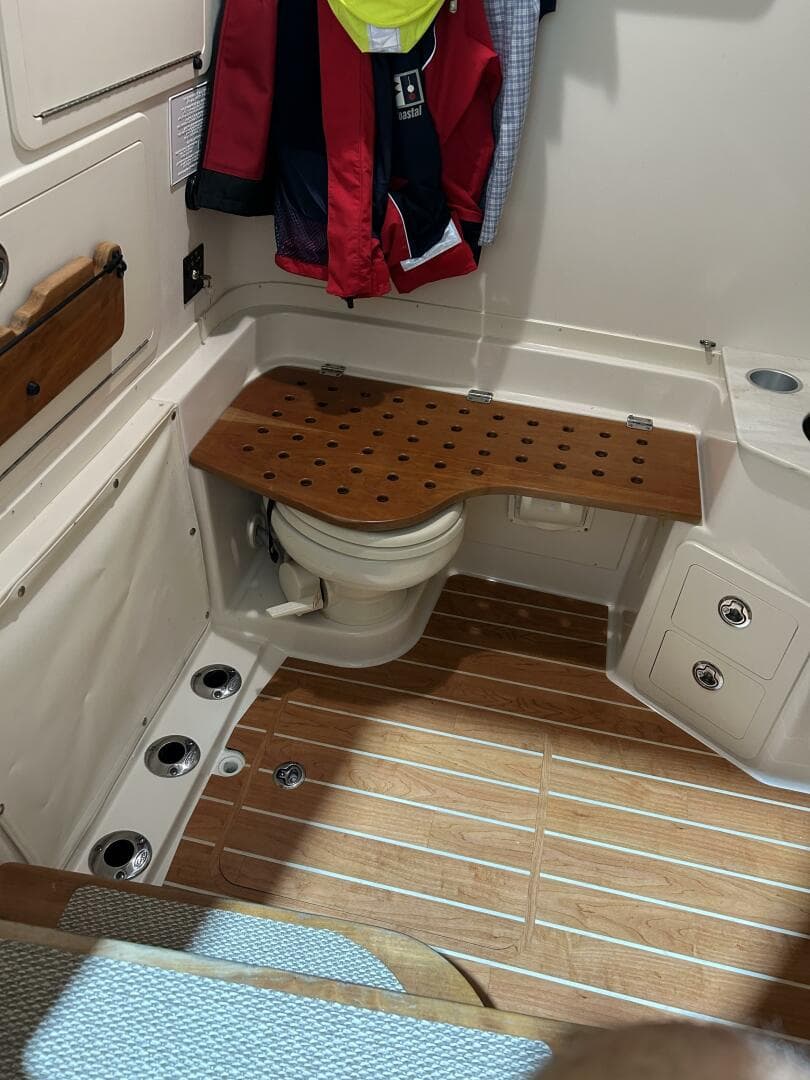 2019 Grady-White — photo 3