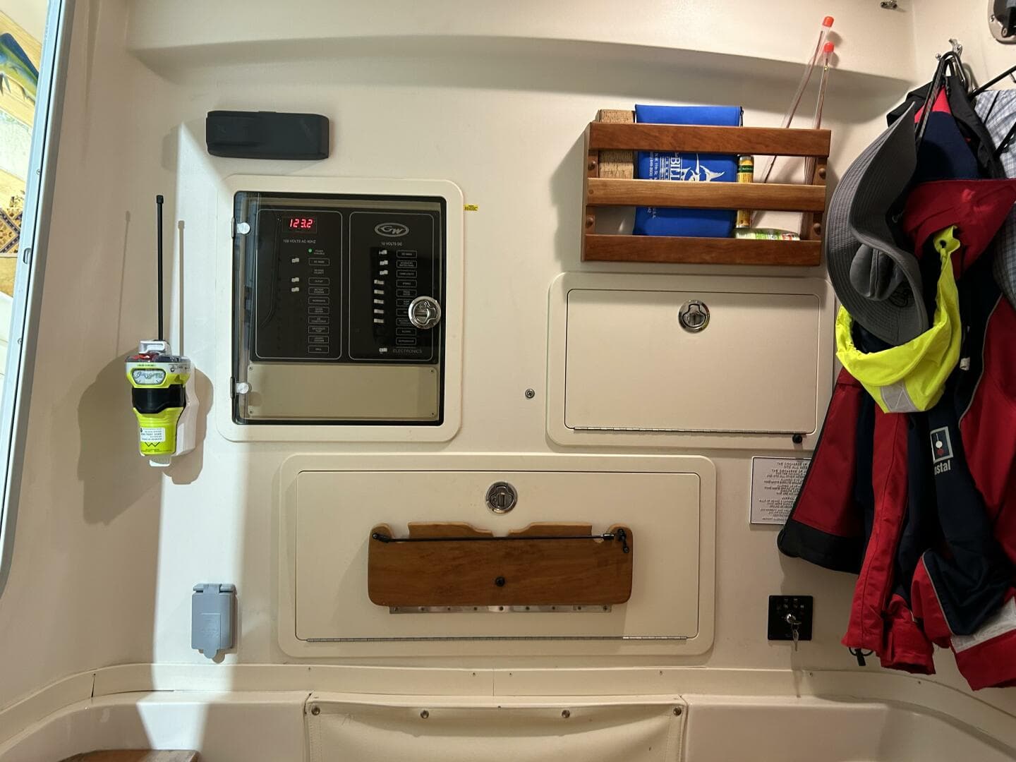 2019 Grady-White — photo 6