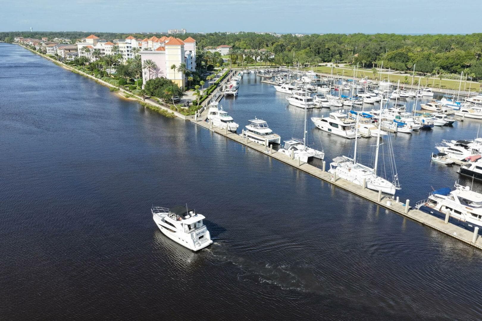 2008 Meridian 408 — photo 66