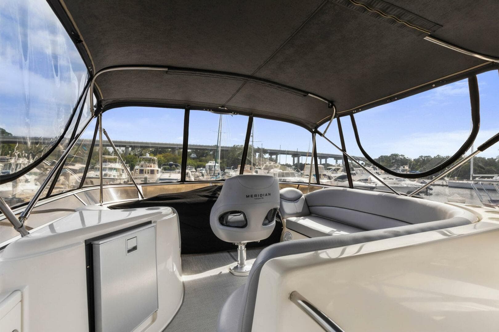 2008 Meridian 408 — photo 13