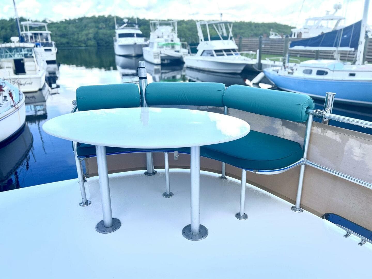 2002 Custom 64 — photo 11