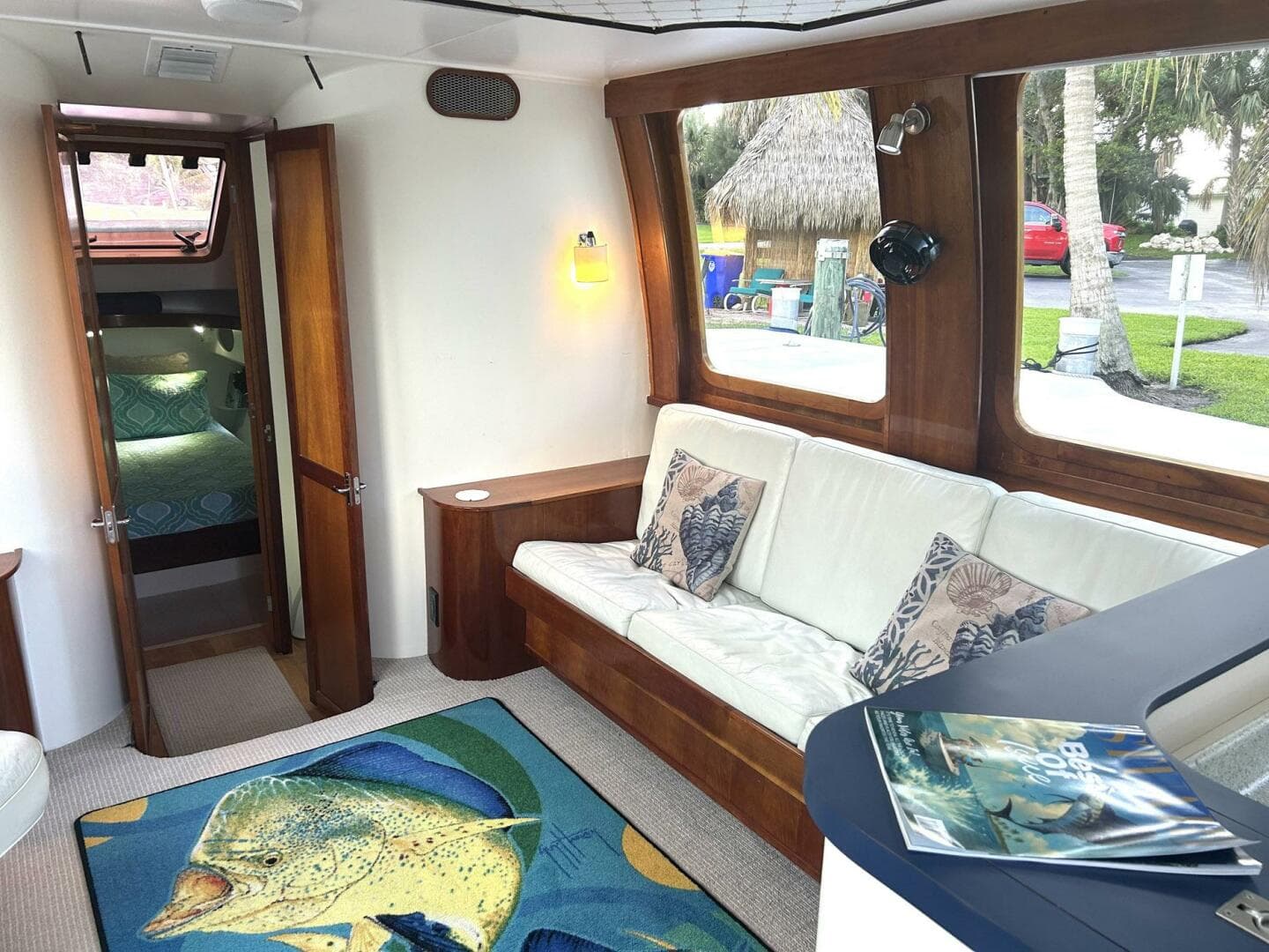 2002 Custom 64 — photo 22