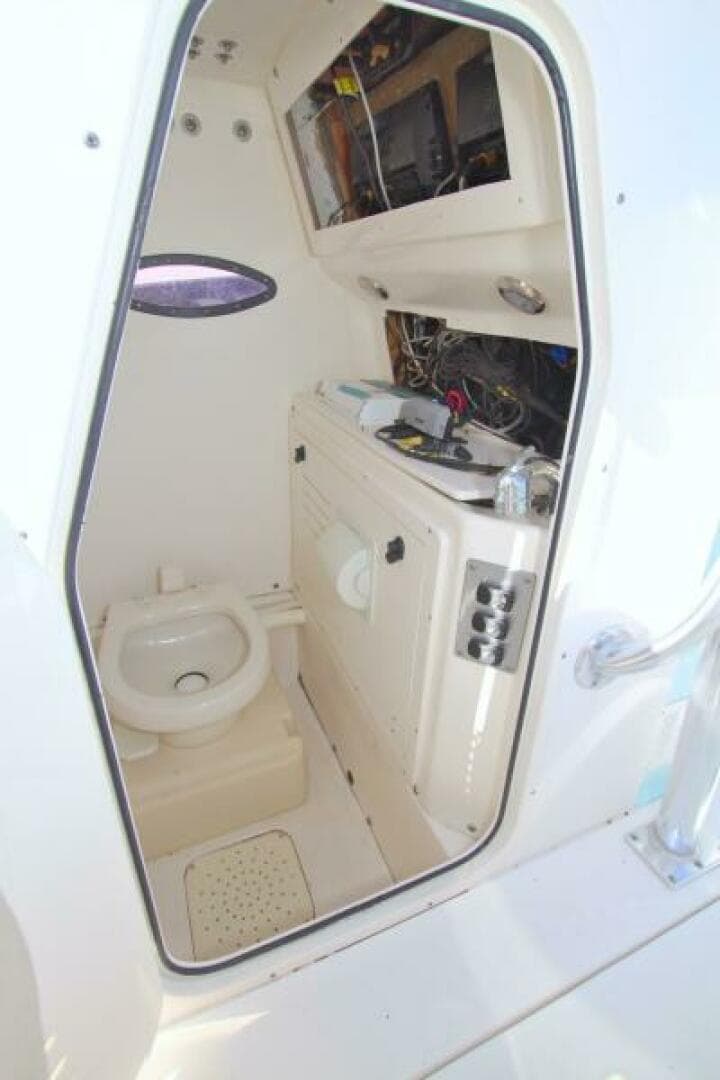 2017 Blackwood 270 LXF Hybrid — photo 50