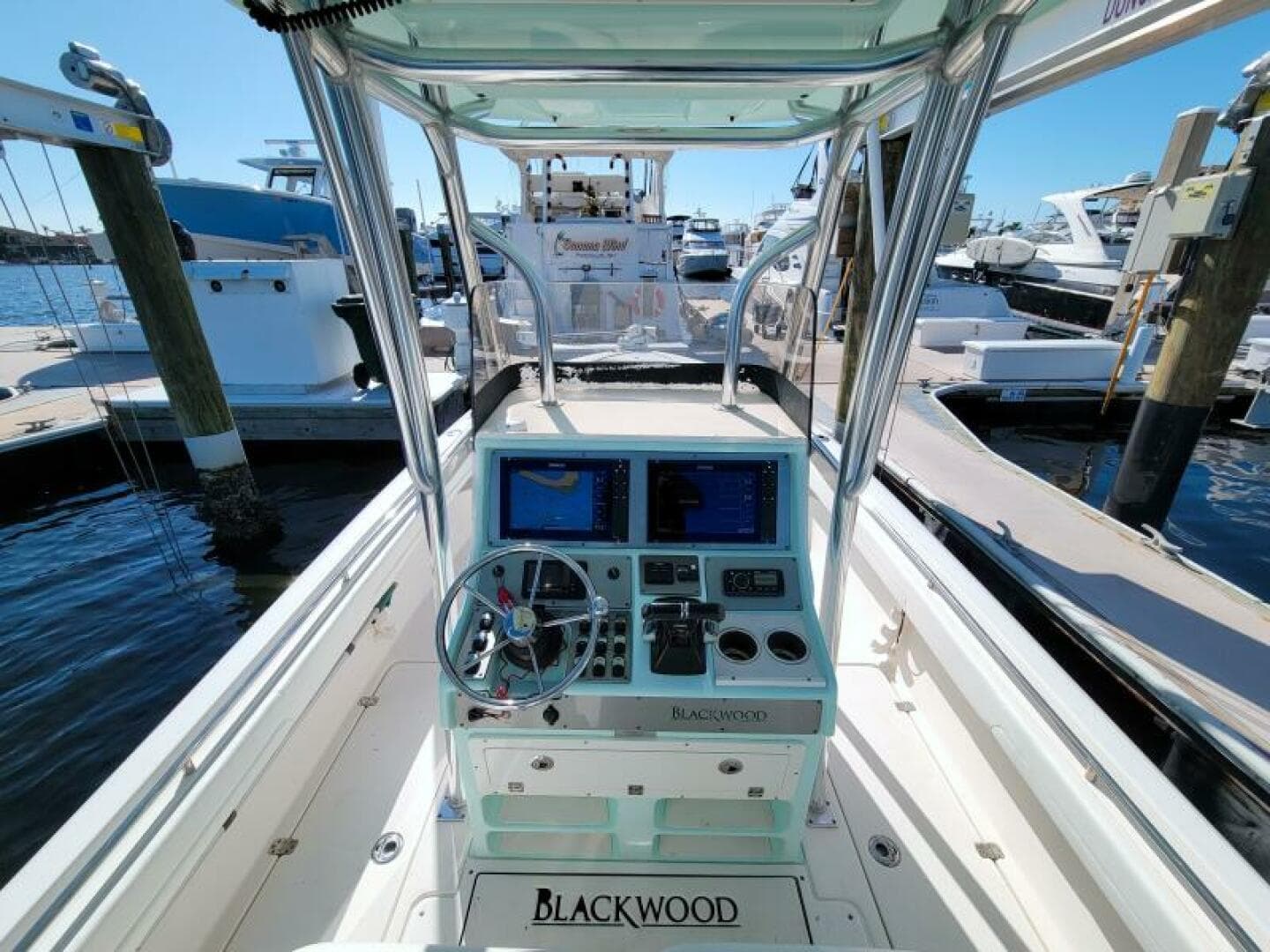 2017 Blackwood 270 LXF Hybrid — photo 42