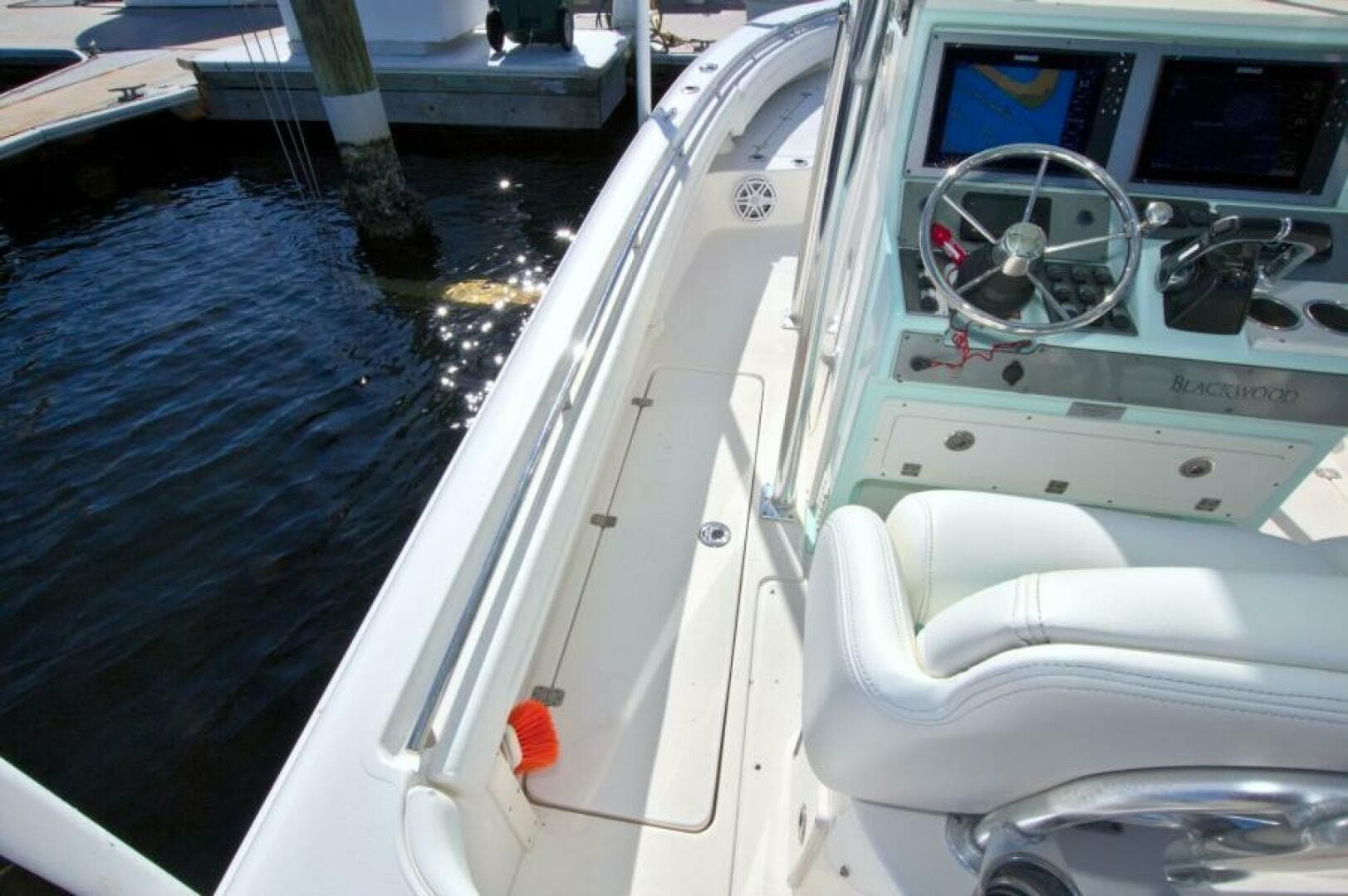 2017 Blackwood 270 LXF Hybrid — photo 47