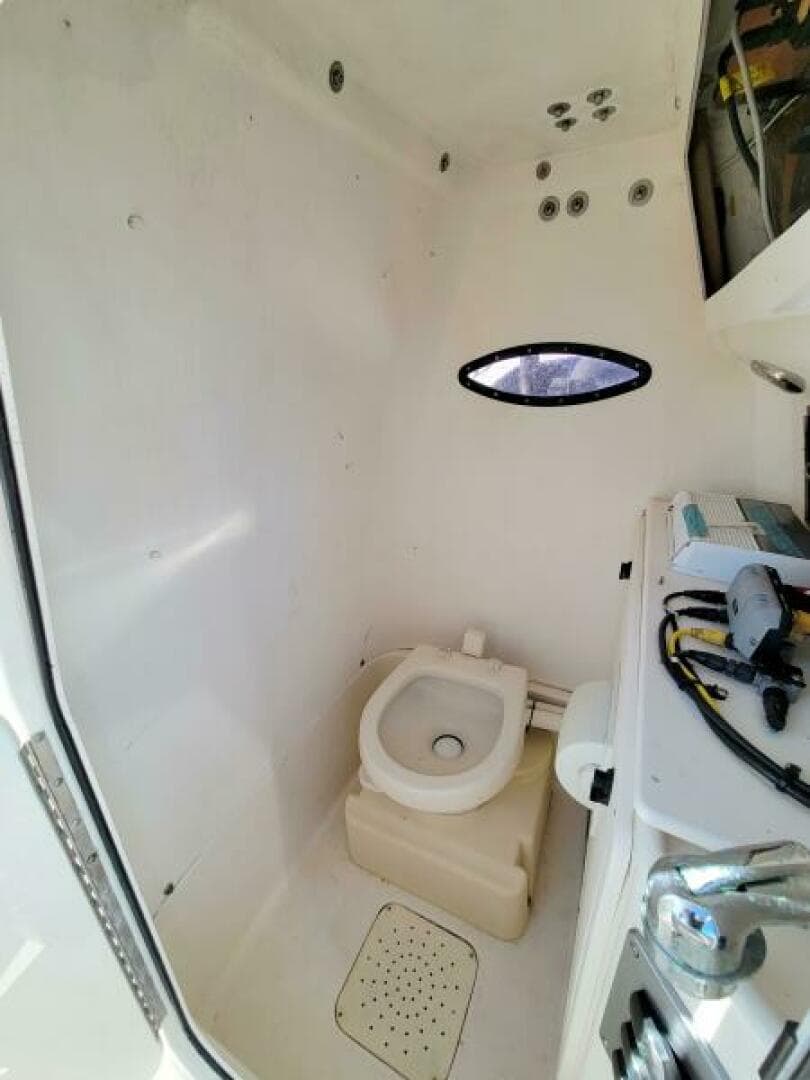 2017 Blackwood 270 LXF Hybrid — photo 49