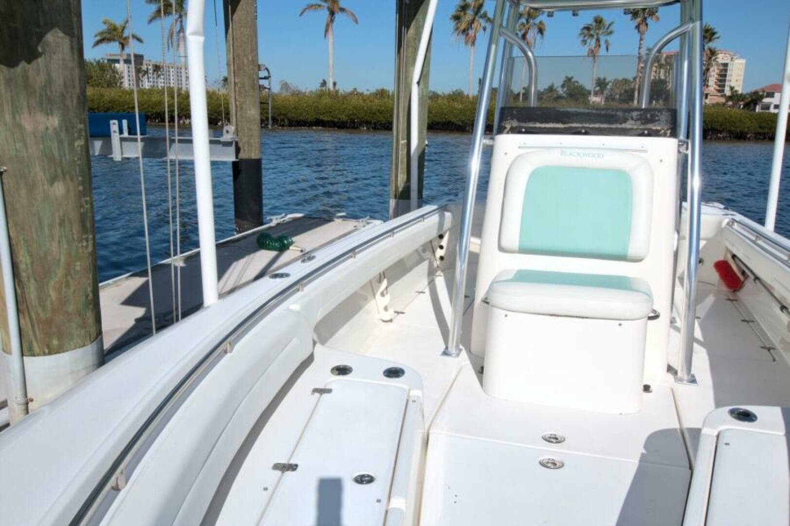 2017 Blackwood 270 LXF Hybrid — photo 27