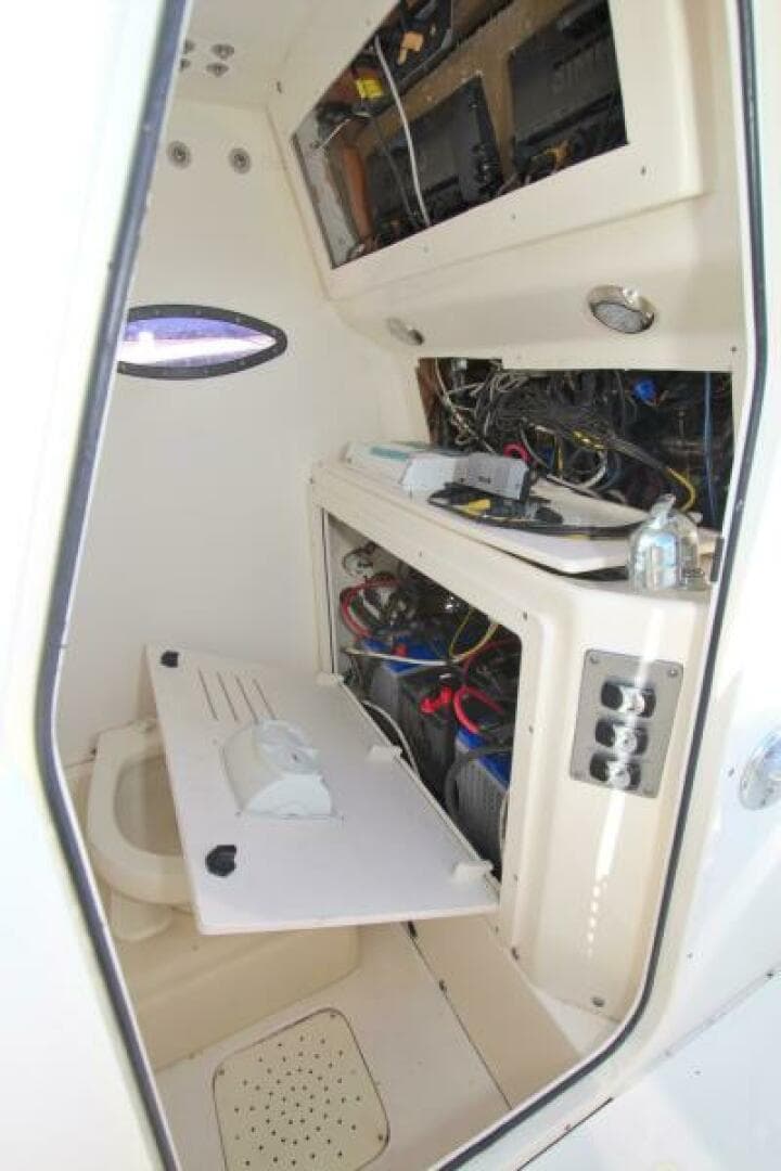 2017 Blackwood 270 LXF Hybrid — photo 51