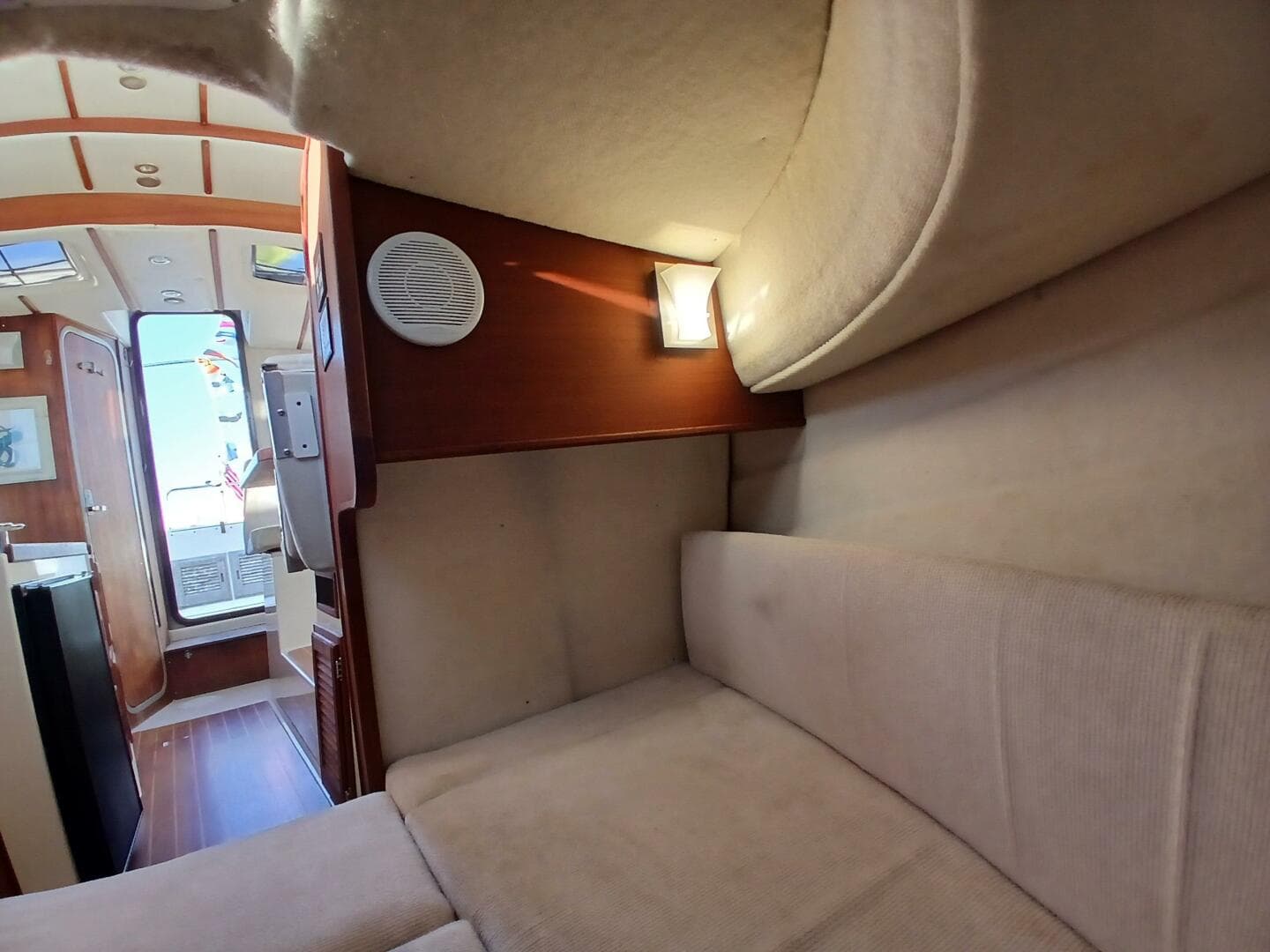 2009 Ranger Tugs R-25 — photo 28