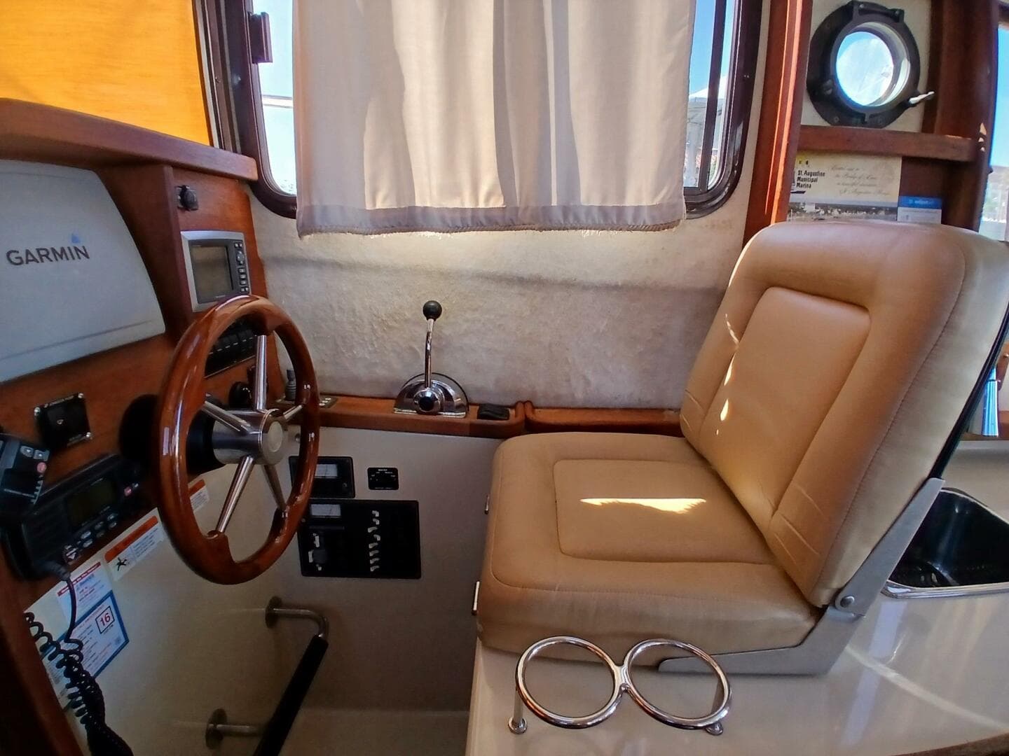 2009 Ranger Tugs R-25 — photo 32