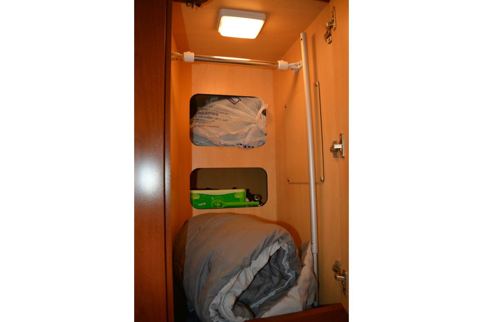 2007 Sea Ray 44 Sundancer — photo 91