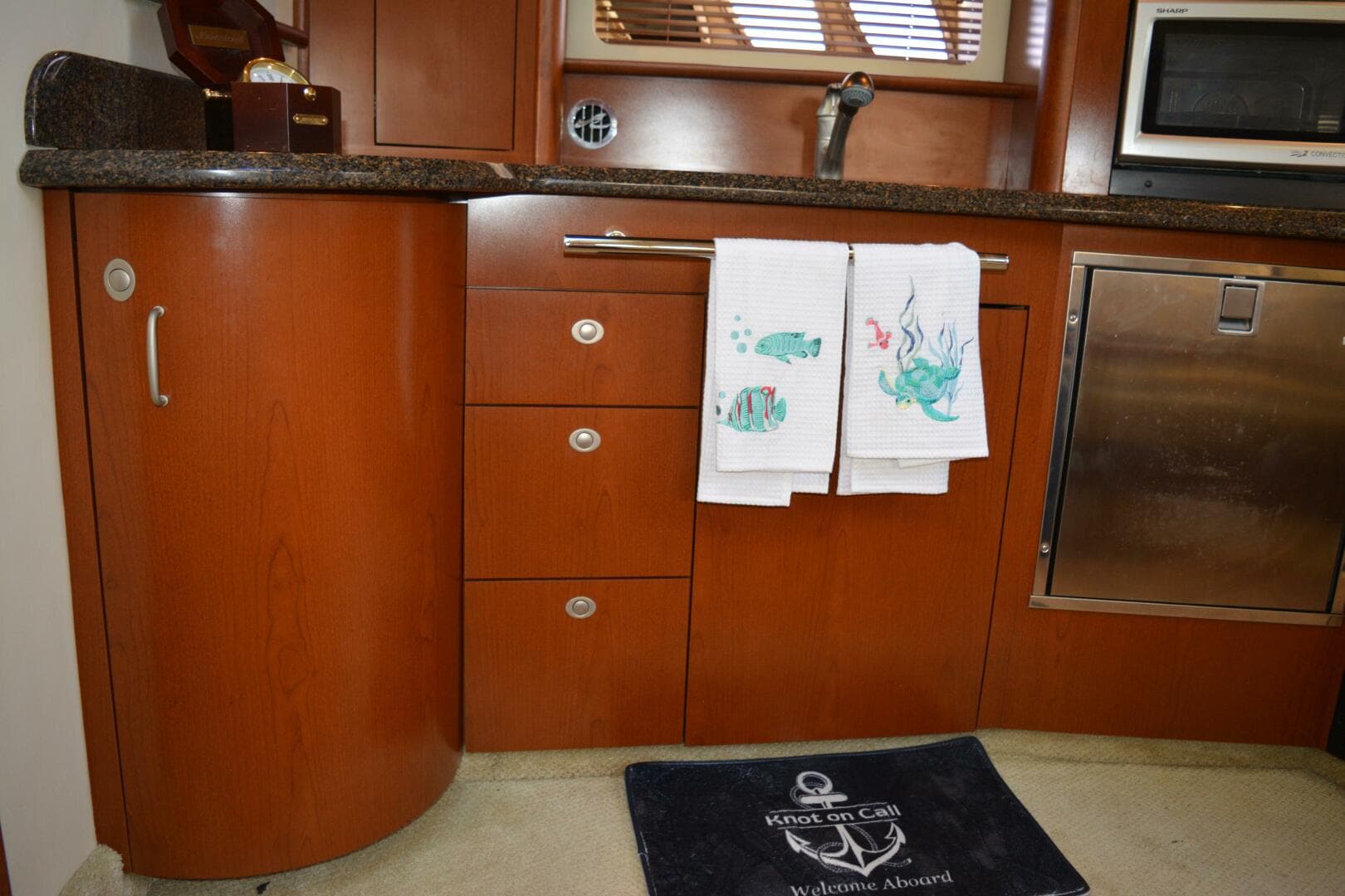 2007 Sea Ray 44 Sundancer — photo 92