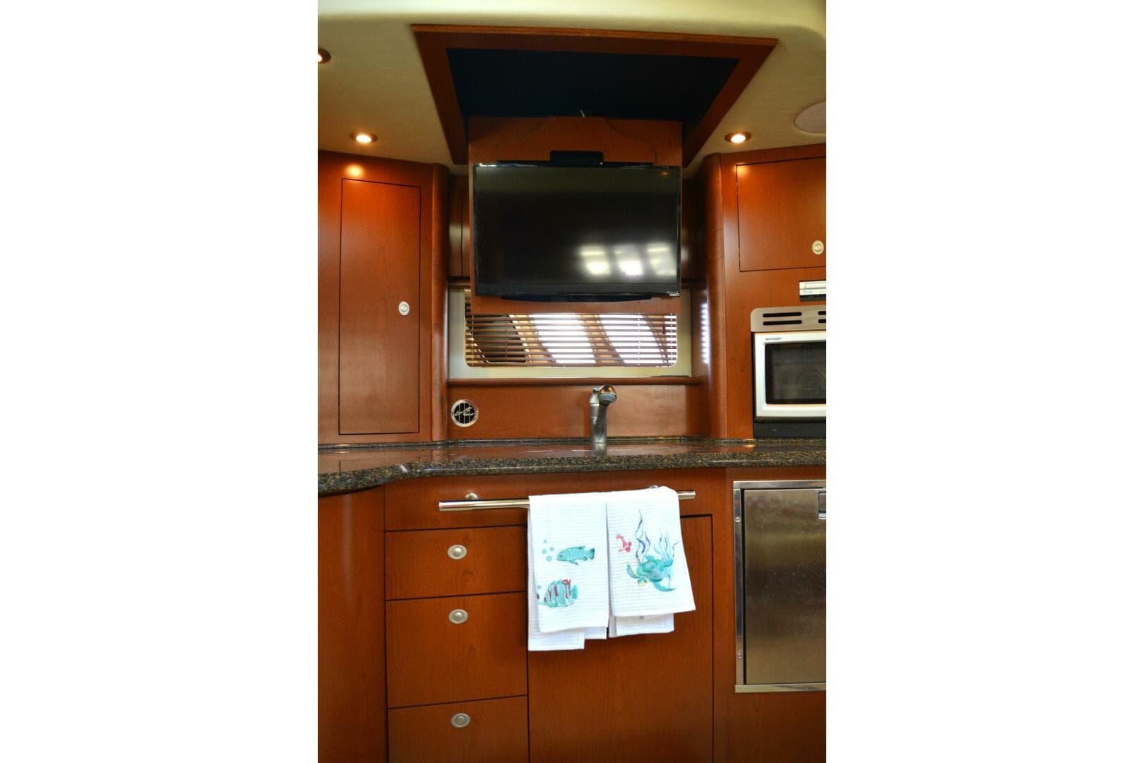 2007 Sea Ray 44 Sundancer — photo 97