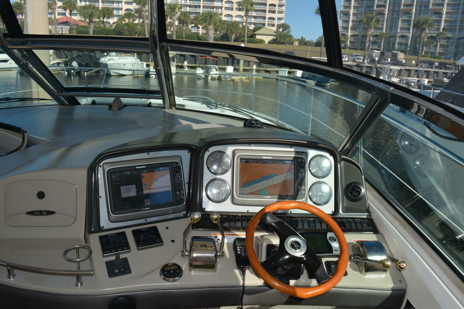 2007 Sea Ray 44 Sundancer — photo 49