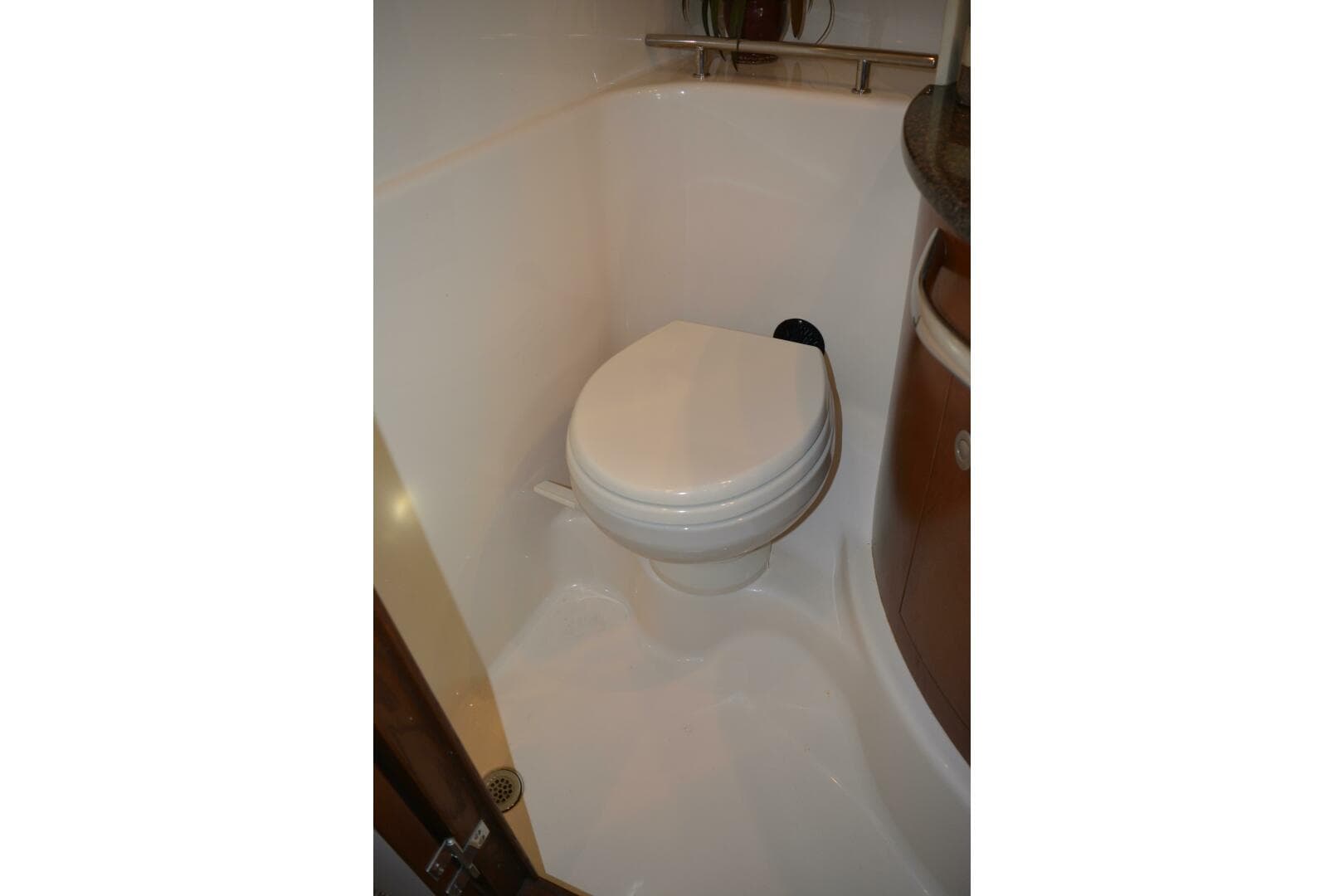 2007 Sea Ray 44 Sundancer — photo 80