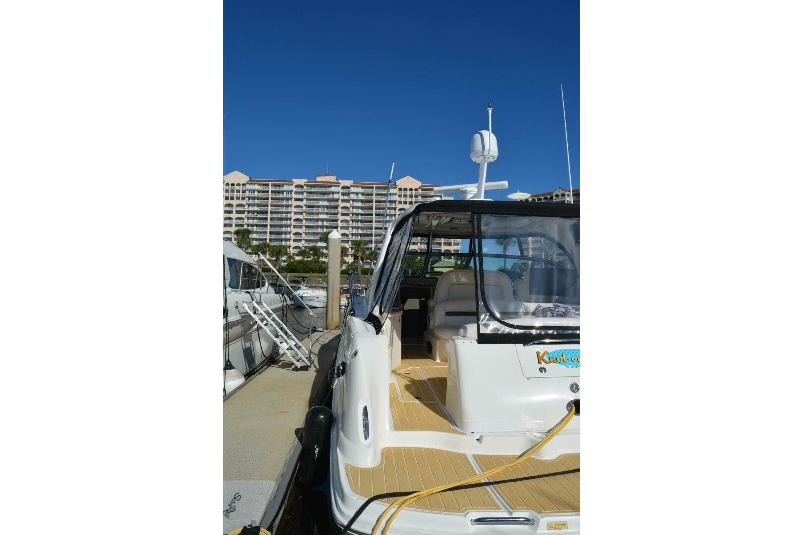 2007 Sea Ray 44 Sundancer — photo 31