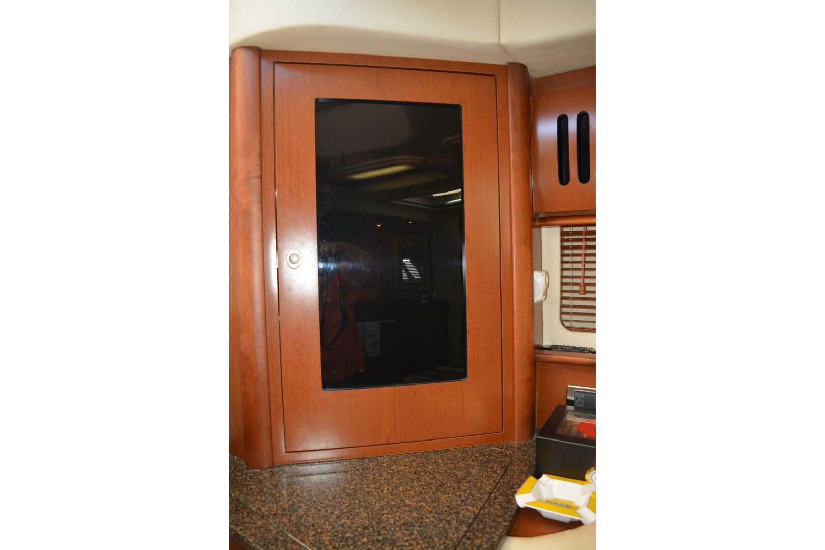 2007 Sea Ray 44 Sundancer — photo 67