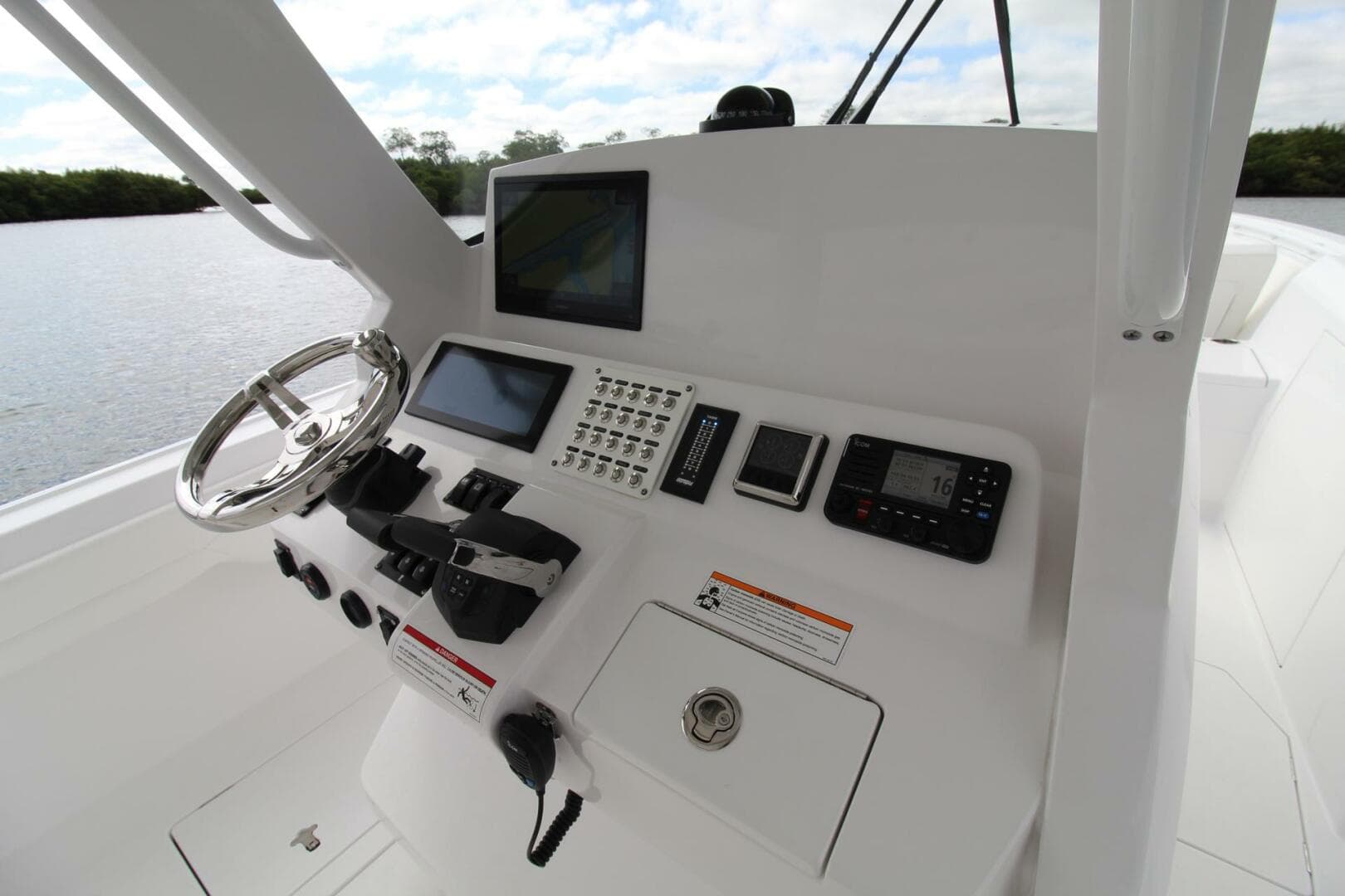 2024 Intrepid Nomad SE — photo 6