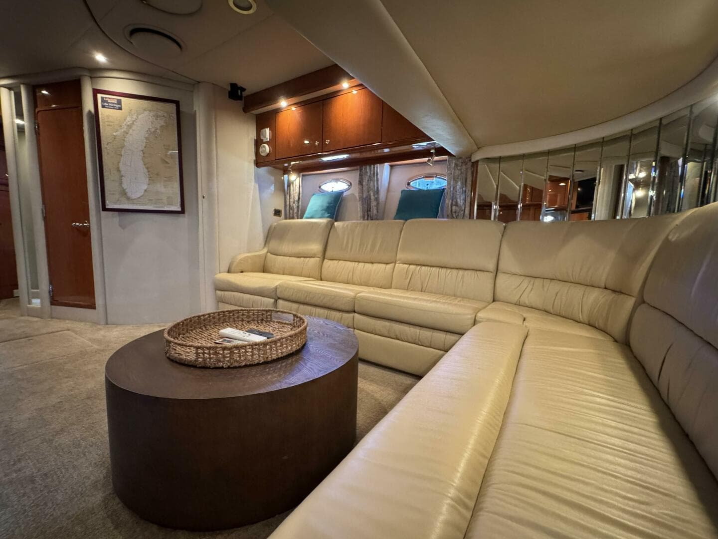 2001 Sea Ray 510 Sundancer — photo 27