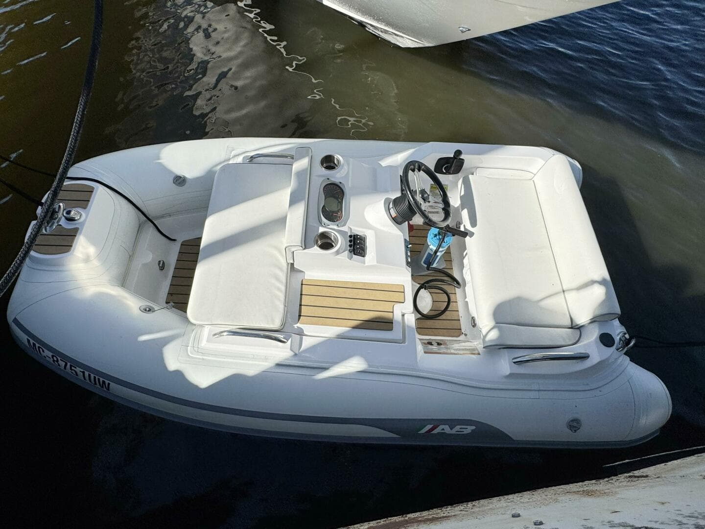 2001 Sea Ray 510 Sundancer — photo 52