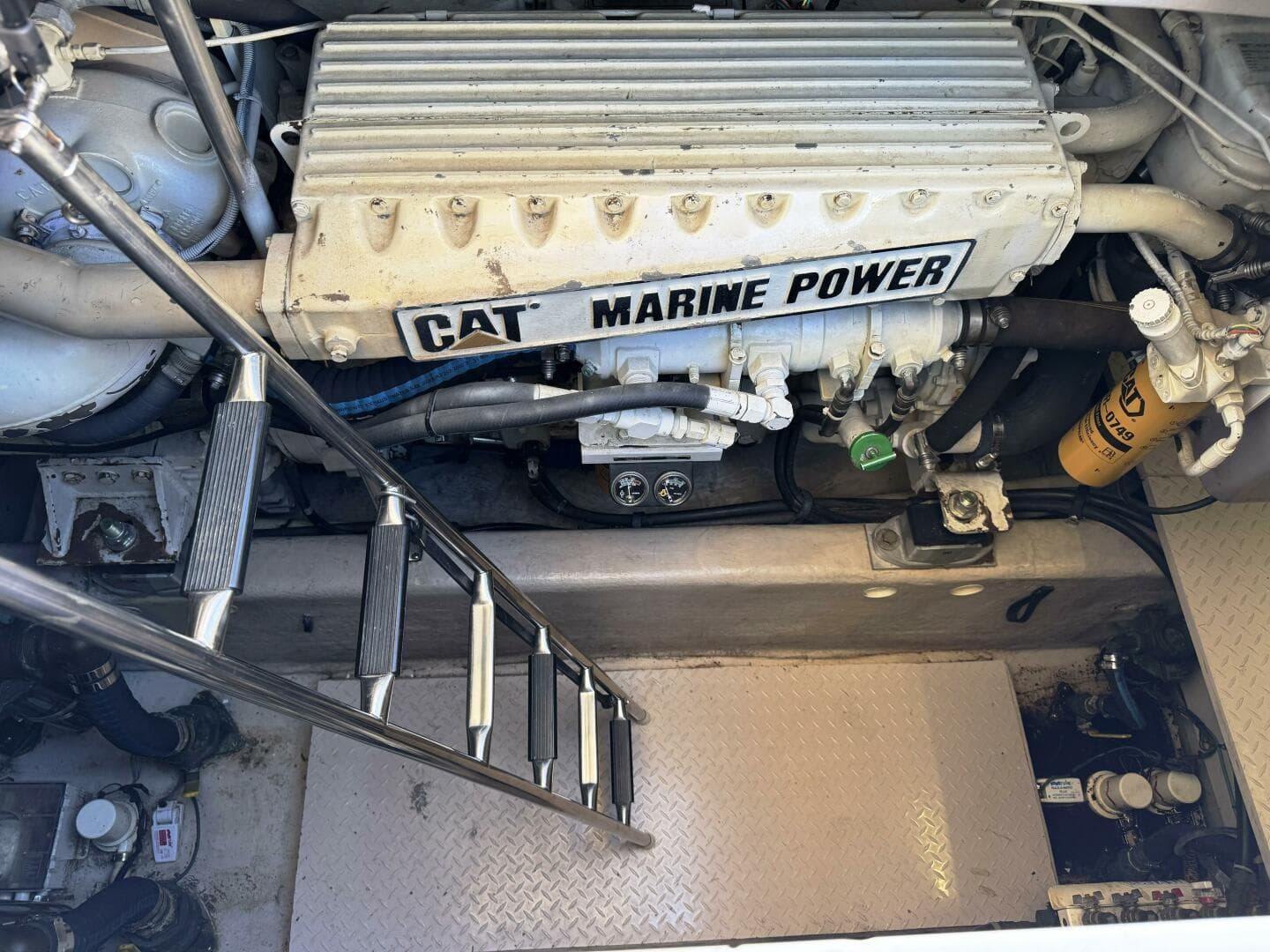 2001 Sea Ray 510 Sundancer — photo 39