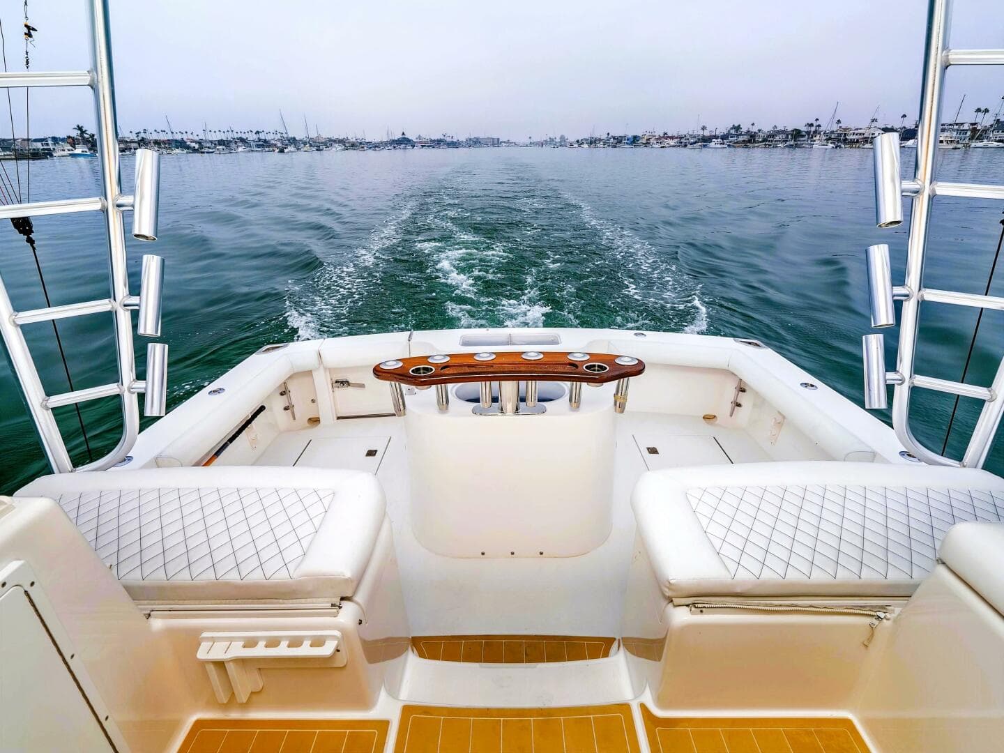 2008 Cabo 38 Express — photo 4