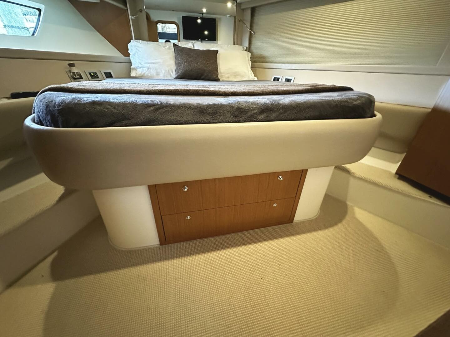 2014 Ferretti Yachts 530 — photo 33
