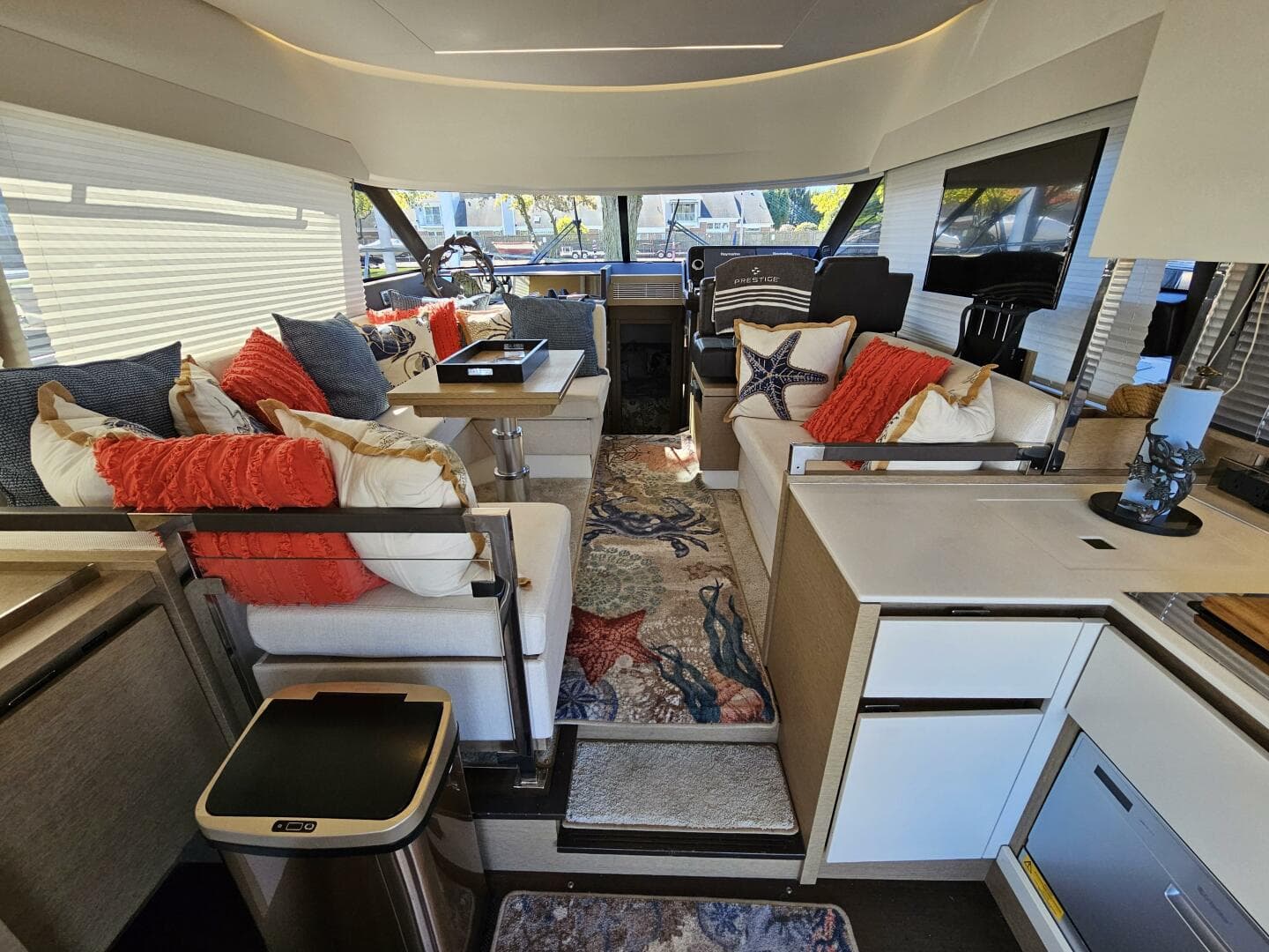 2018 Prestige 460 Flybridge — photo 6