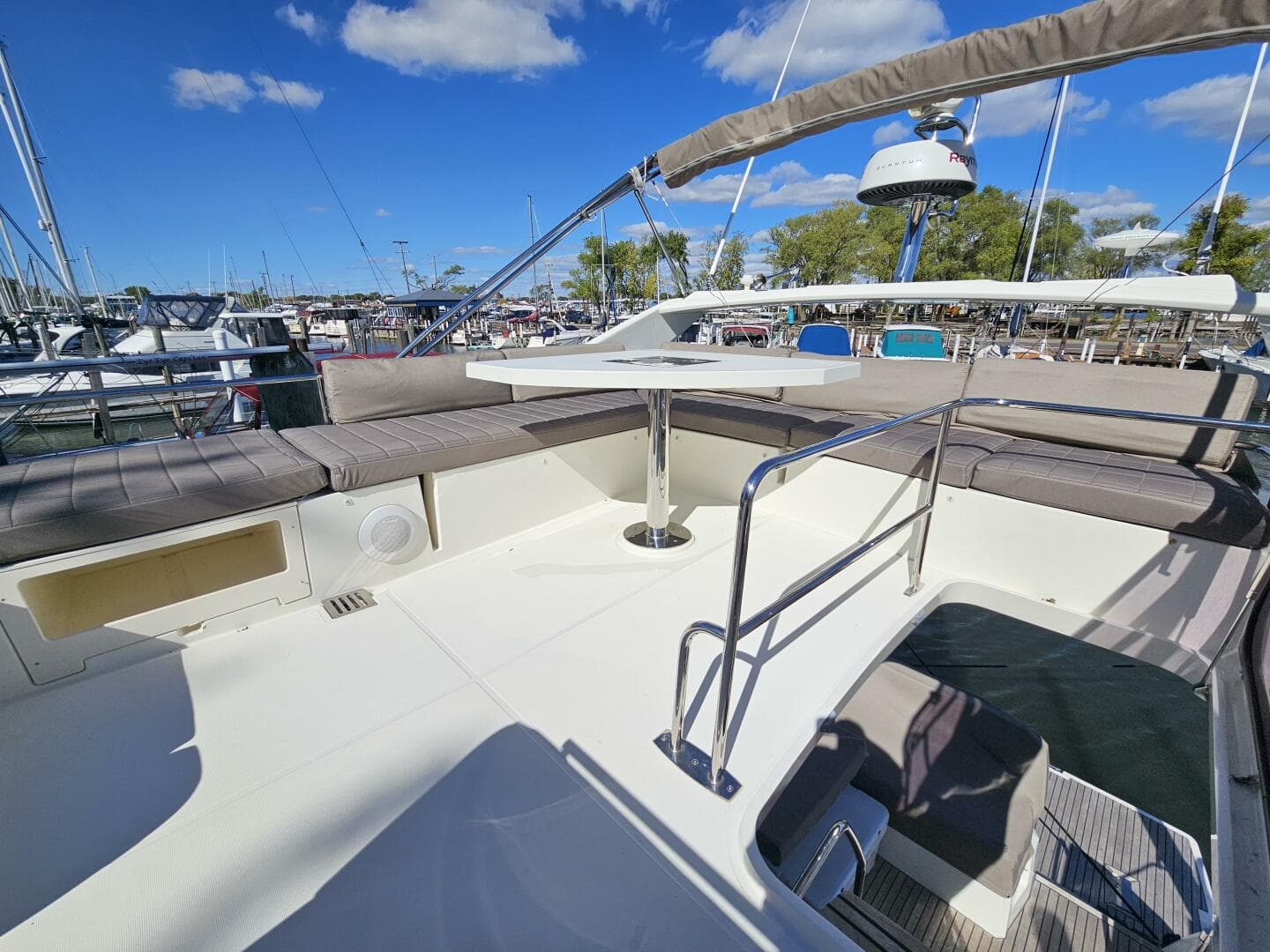2018 Prestige 460 Flybridge — photo 24