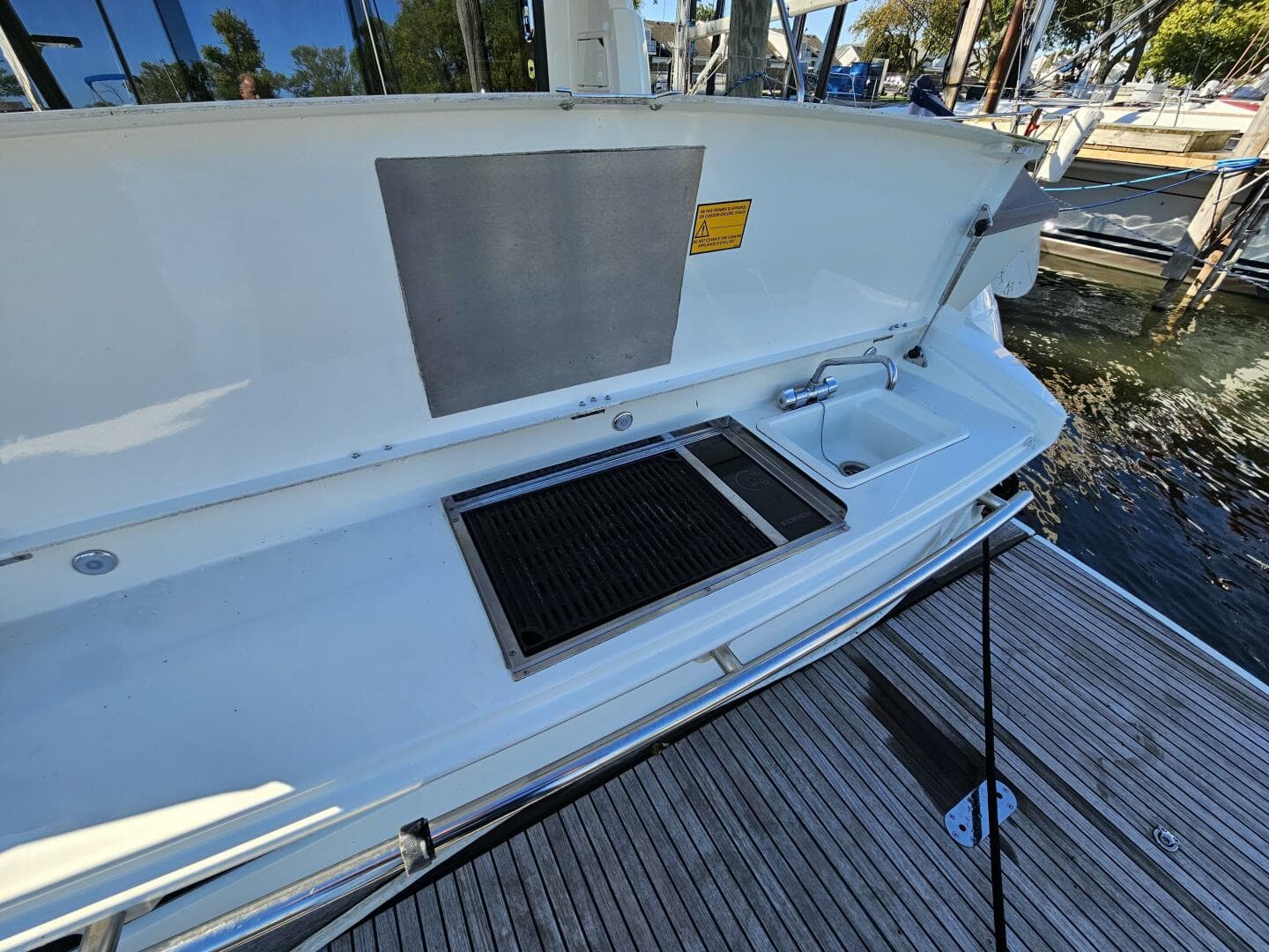 2018 Prestige 460 Flybridge — photo 2
