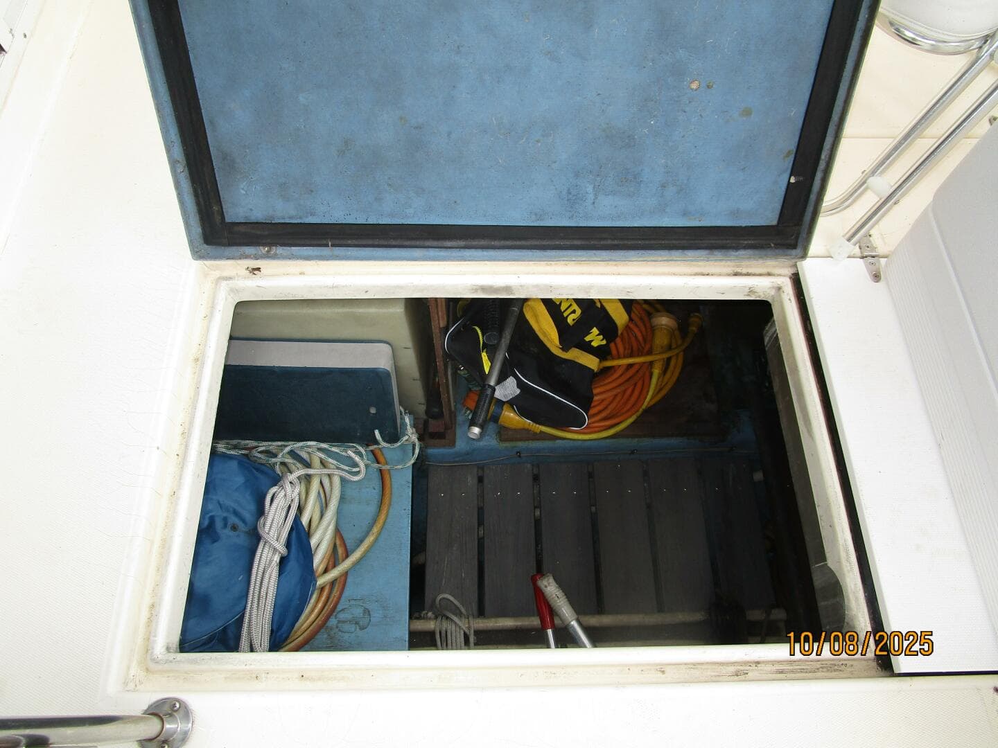 1994 Sabreline Sedan Flybridge — photo 29