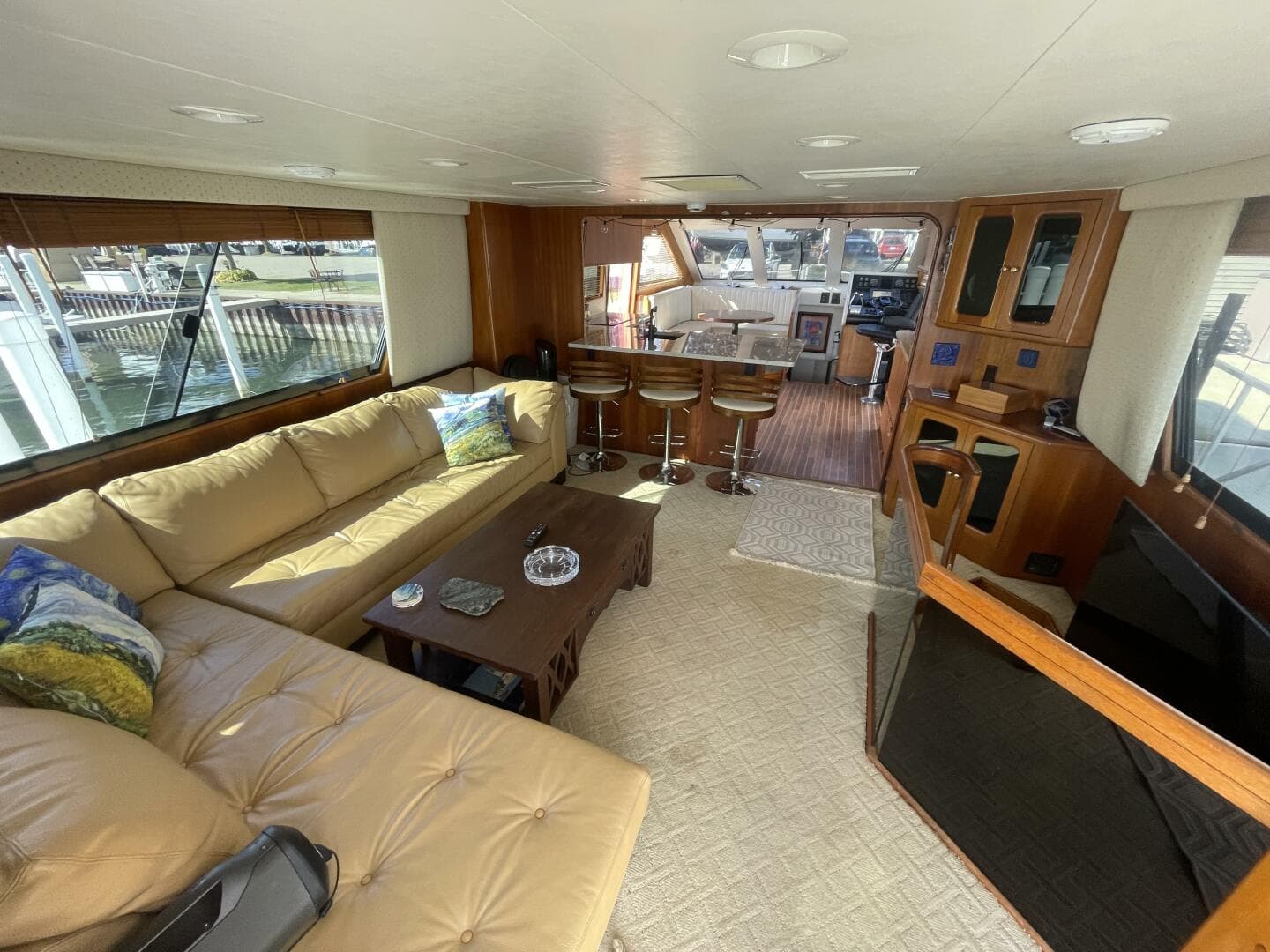 1993 Viking 50 — photo 42