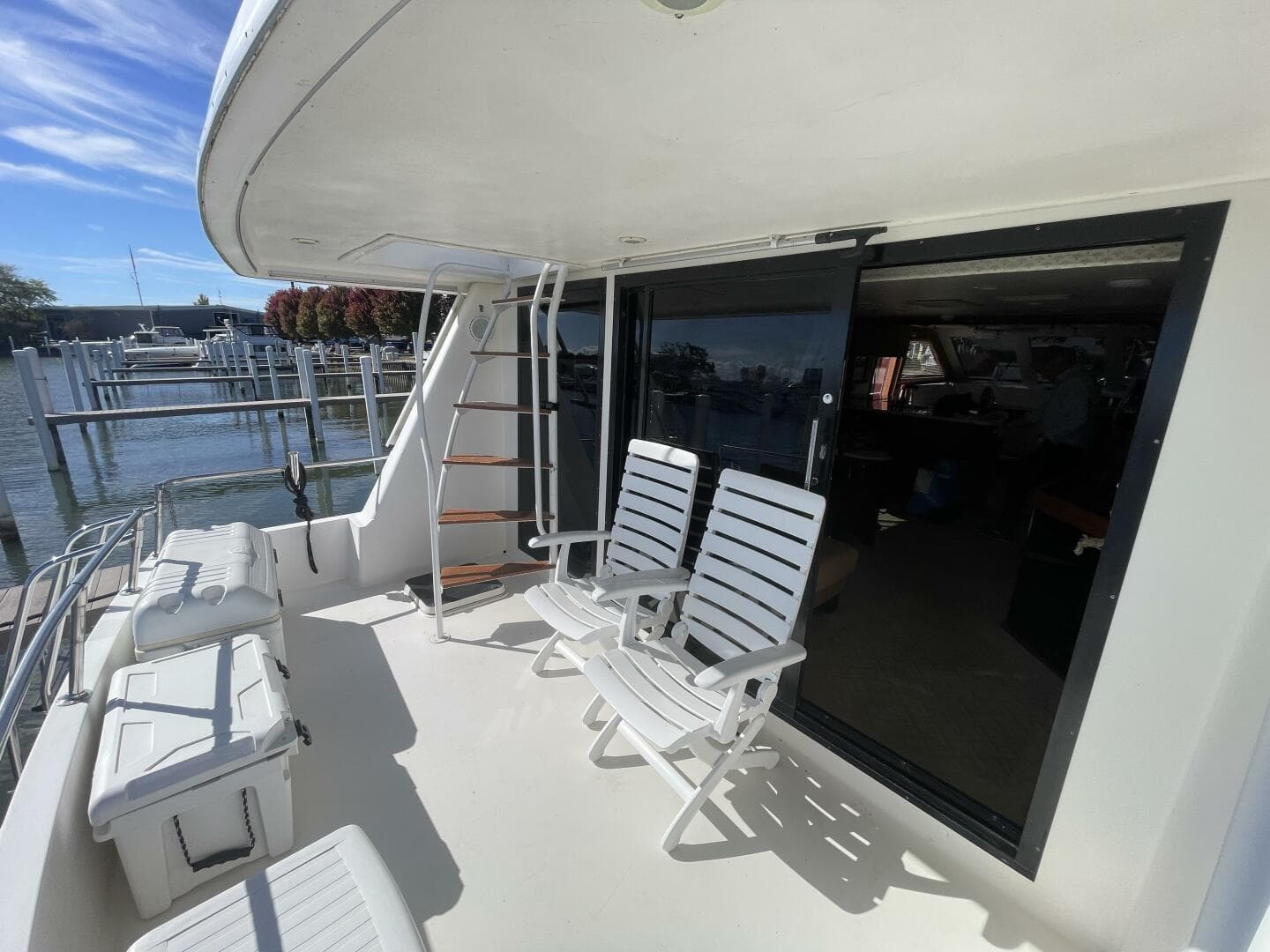 1993 Viking 50 — photo 22