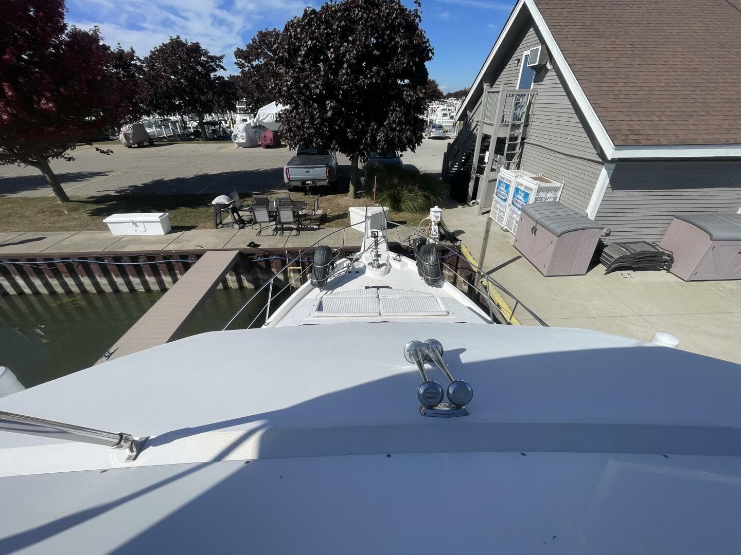 1993 Viking 50 — photo 41