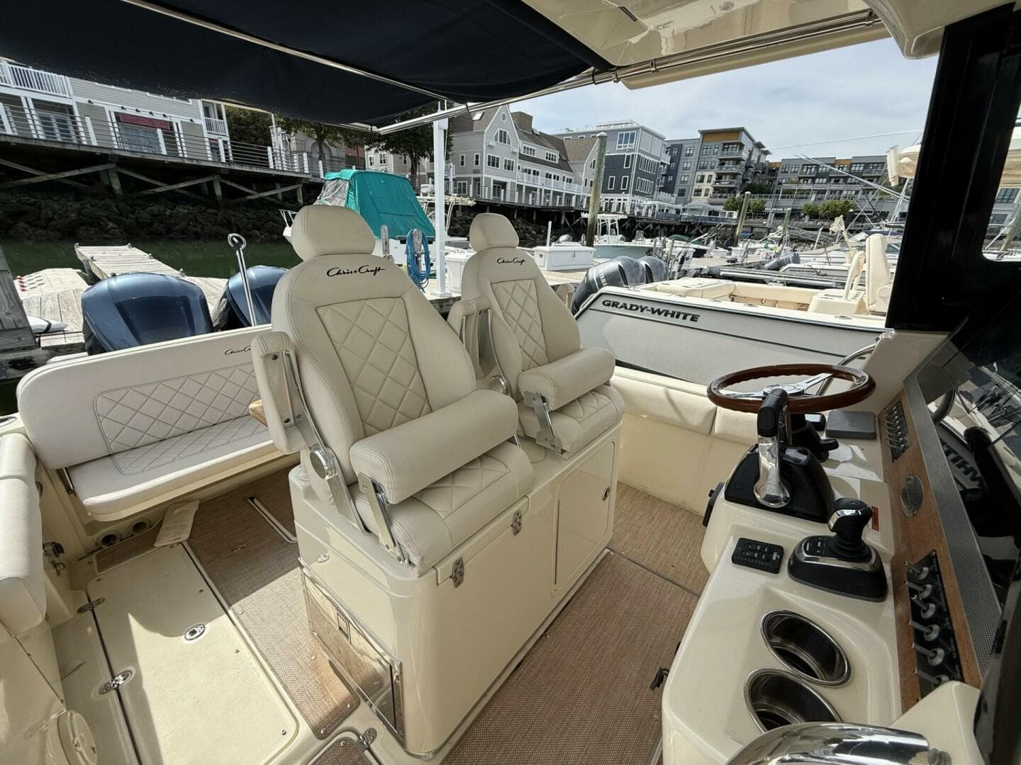 2019 Chris-Craft — photo 8