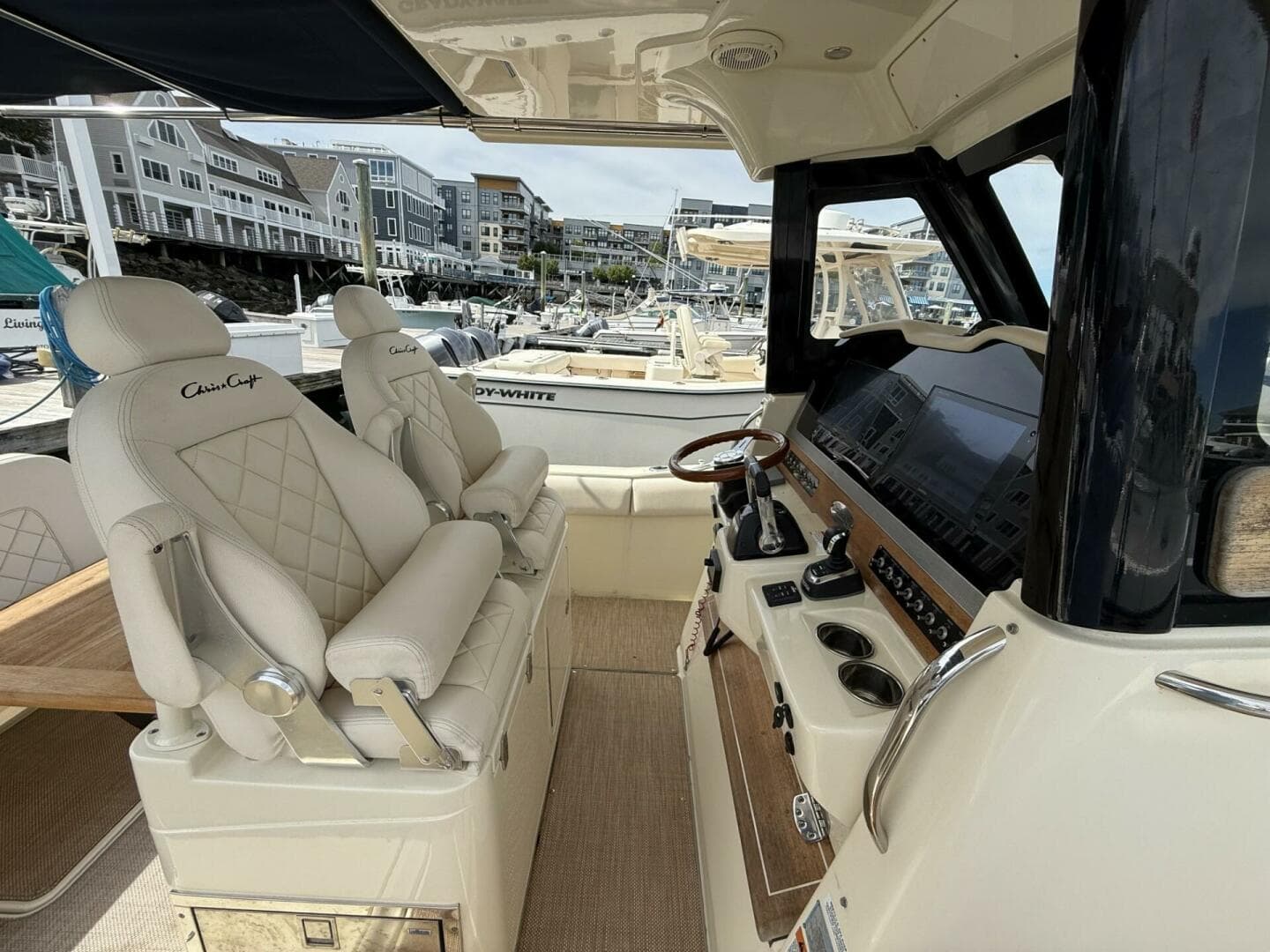 2019 Chris-Craft — photo 9