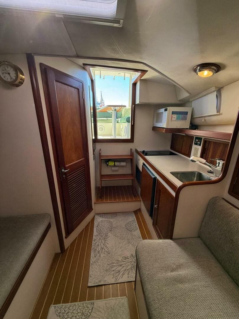 2000 Little Harbor Custom — photo 12