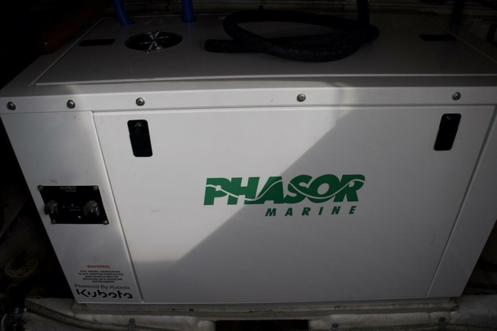 2002 Mckinna 57 Pilothouse — photo 16