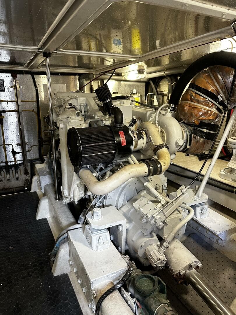 2002 Mckinna 57 Pilothouse — photo 26