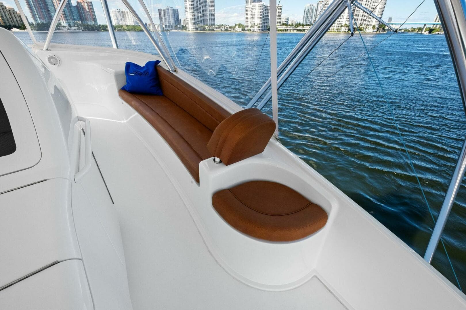 2012 Viking 82 Convertible — photo 93