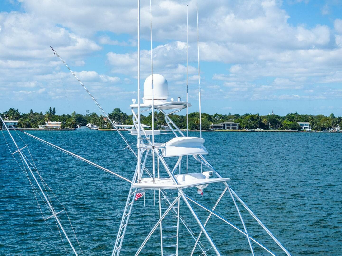 2012 Viking 82 Convertible — photo 121