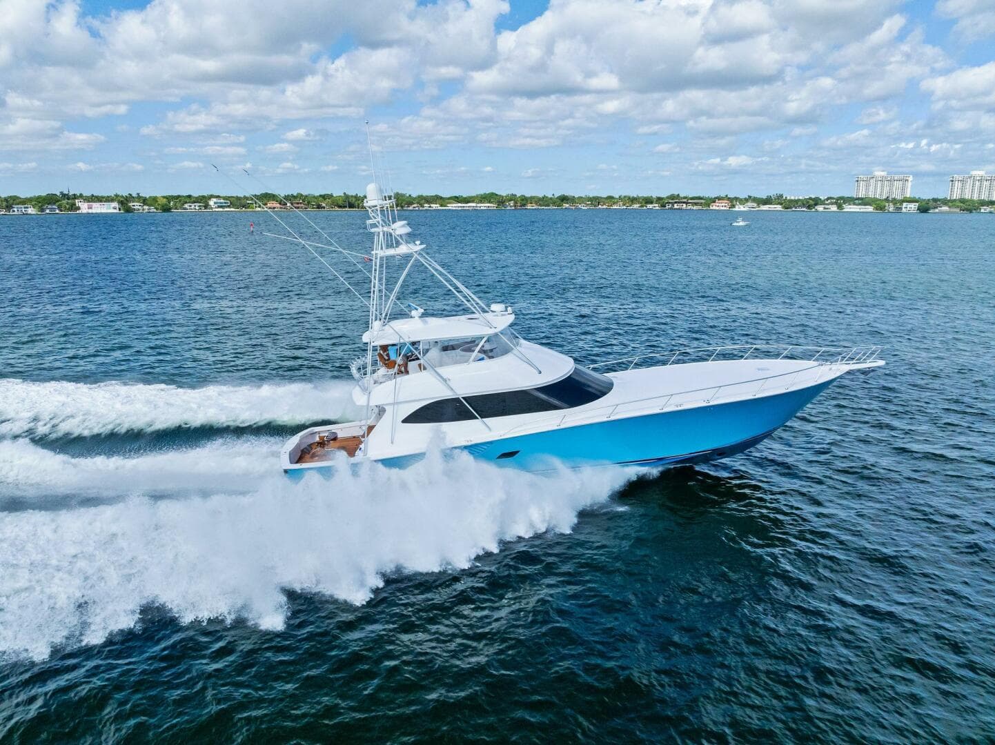 2012 Viking 82 Convertible — photo 116