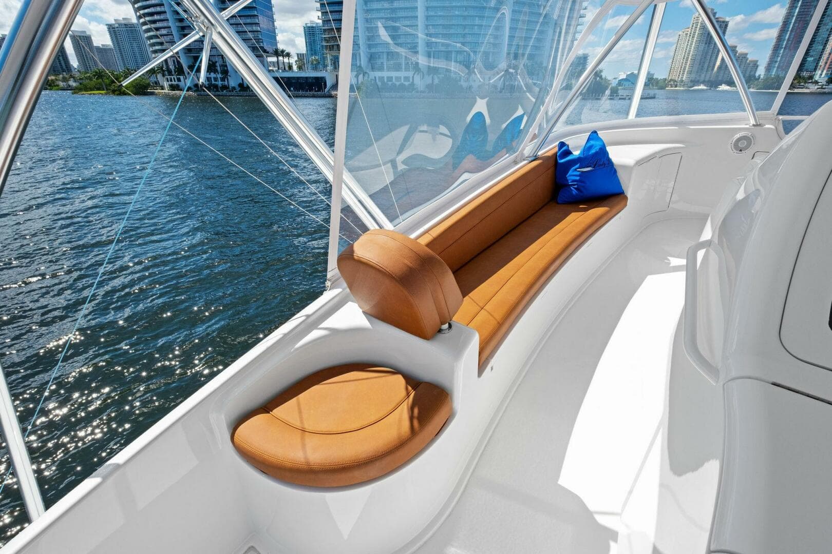 2012 Viking 82 Convertible — photo 92